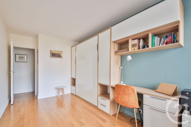 Appartement F4 à vendre - 4 pièces - 95,76 m2 - Paris - 75015 - ILE-DE-FRANCE