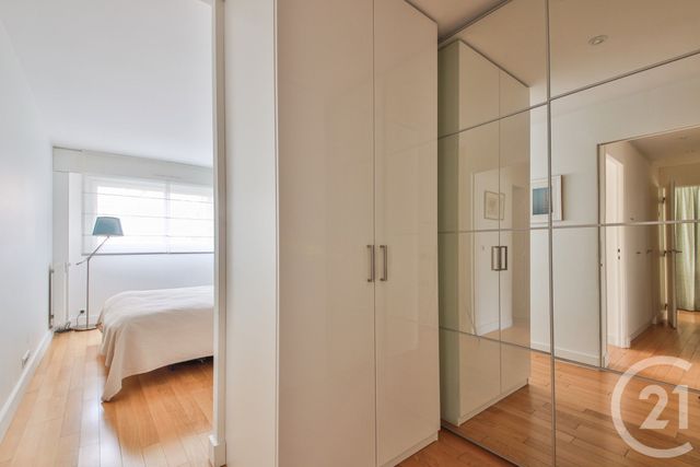 Appartement F4 à vendre - 4 pièces - 95,76 m2 - Paris - 75015 - ILE-DE-FRANCE