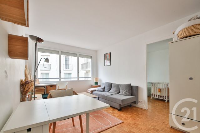 Appartement F2 à vendre PARIS