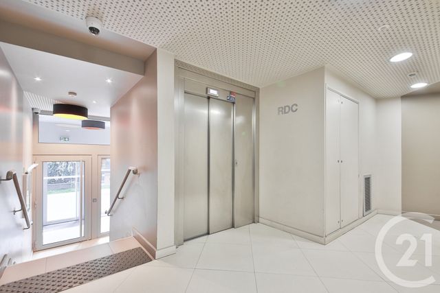 Appartement F5 à vendre - 5 pièces - 82,14 m2 - Bobigny - 93 - ILE-DE-FRANCE