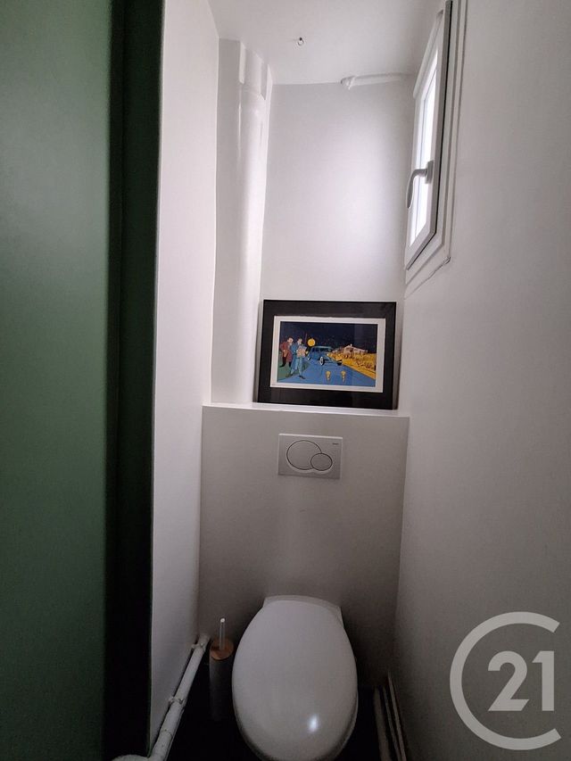 Afficher la photo en grand Appartement à louer - 2 pièces - 55,72 m2 - Paris - 75015 - ILE-DE-FRANCE
