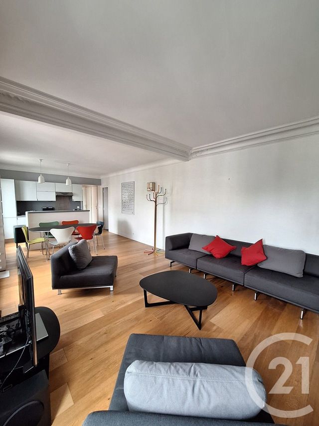 Afficher la photo en grand Appartement à louer - 2 pièces - 55,72 m2 - Paris - 75015 - ILE-DE-FRANCE