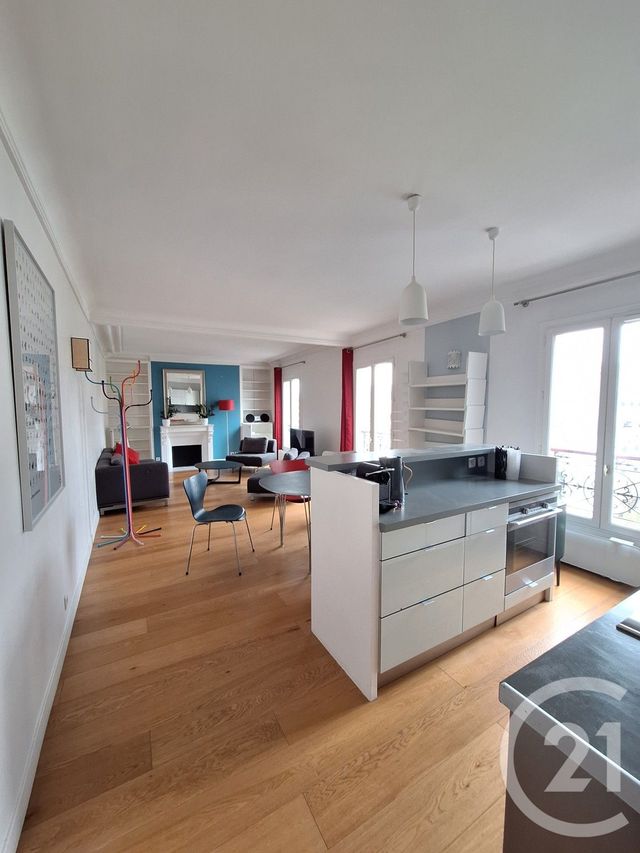 Afficher la photo en grand Appartement à louer - 2 pièces - 55,72 m2 - Paris - 75015 - ILE-DE-FRANCE