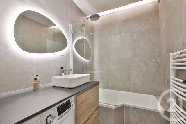 Appartement F3 à vendre - 3 pièces - 65 m2 - Paris - 75015 - ILE-DE-FRANCE