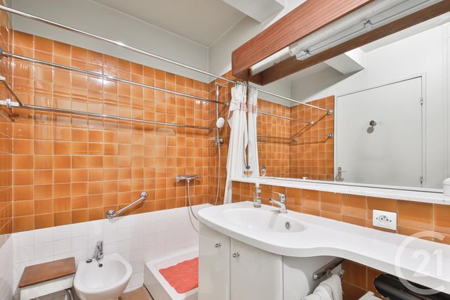 Appartement F4 &agrave; vendre - 4 pi&egrave;ces - 110,19 m2 - Paris - 75015 - ILE-DE-FRANCE