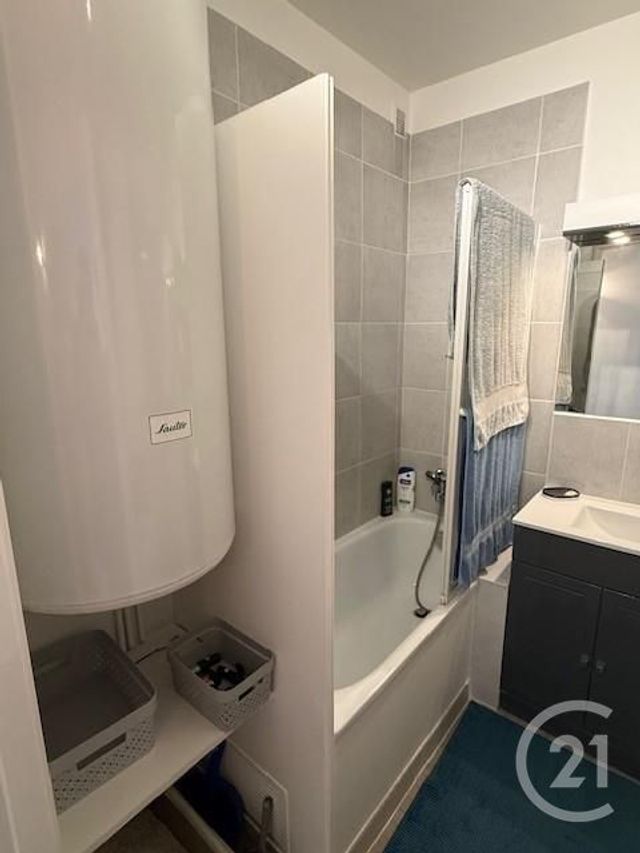 Appartement F4 &agrave; vendre - 4 pi&egrave;ces - 70,77 m2 - Paris - 75015 - ILE-DE-FRANCE