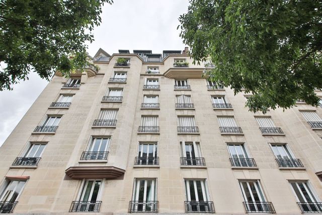 Appartement F6 &agrave; vendre - 6 pi&egrave;ces - 201,62 m2 - Paris - 75015 - ILE-DE-FRANCE