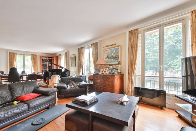 Appartement F6 à vendre PARIS