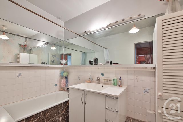 Appartement F3 à vendre - 3 pièces - 68,90 m2 - Paris - 75014 - ILE-DE-FRANCE