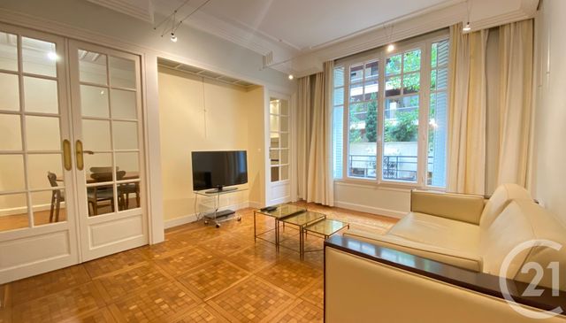 Appartement F3 à louer - 3 pièces - 72,60 m2 - Paris - 75015 - ILE-DE-FRANCE