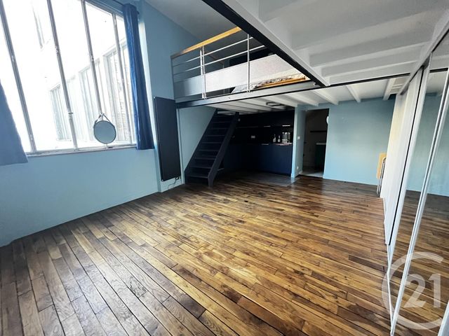 Appartement Studio à louer PARIS