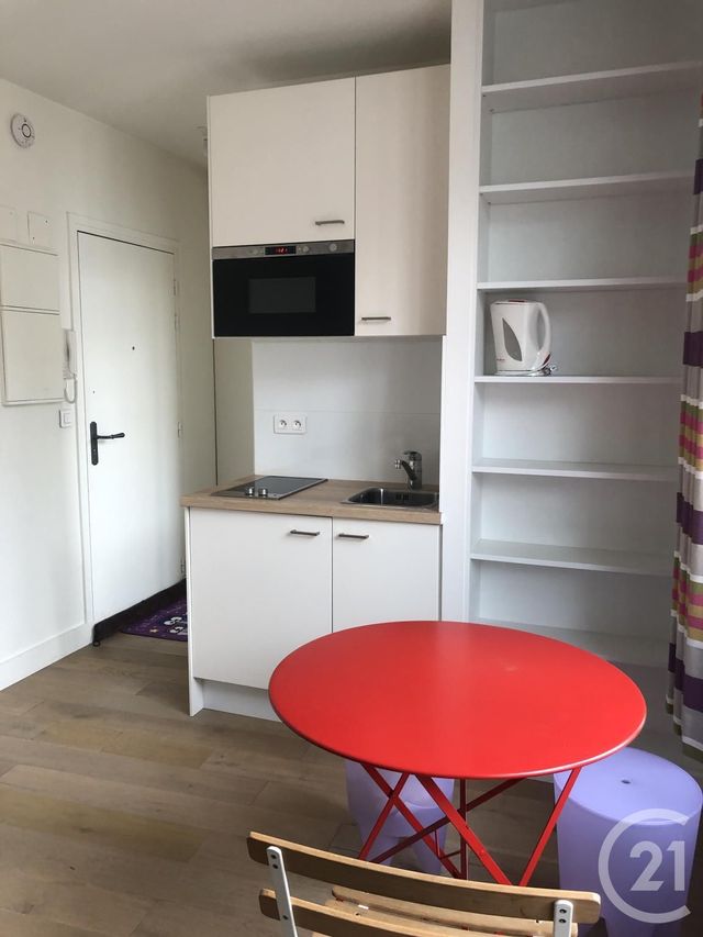 Appartement Studio &agrave; louer - 1 pi&egrave;ce - 15,65 m2 - Paris - 75014 - ILE-DE-FRANCE