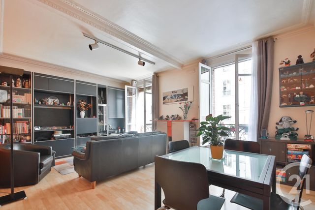 Afficher la photo en grand Appartement Duplex à vendre - 3 pièces - 70,03 m2 - Paris - 75014 - ILE-DE-FRANCE