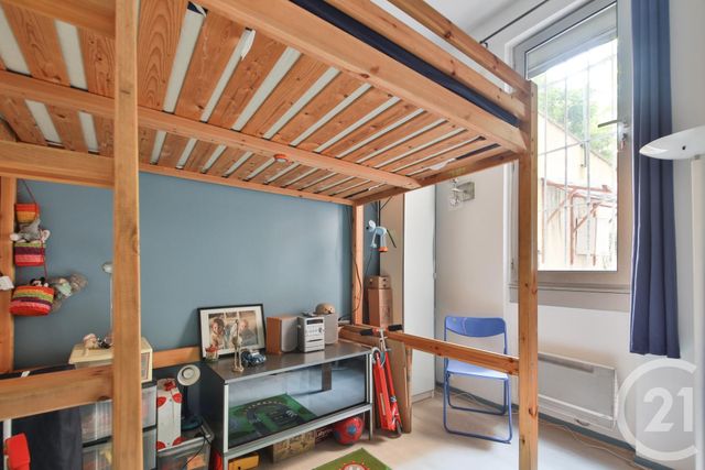 Afficher la photo en grand Appartement Duplex à vendre - 3 pièces - 70,03 m2 - Paris - 75014 - ILE-DE-FRANCE