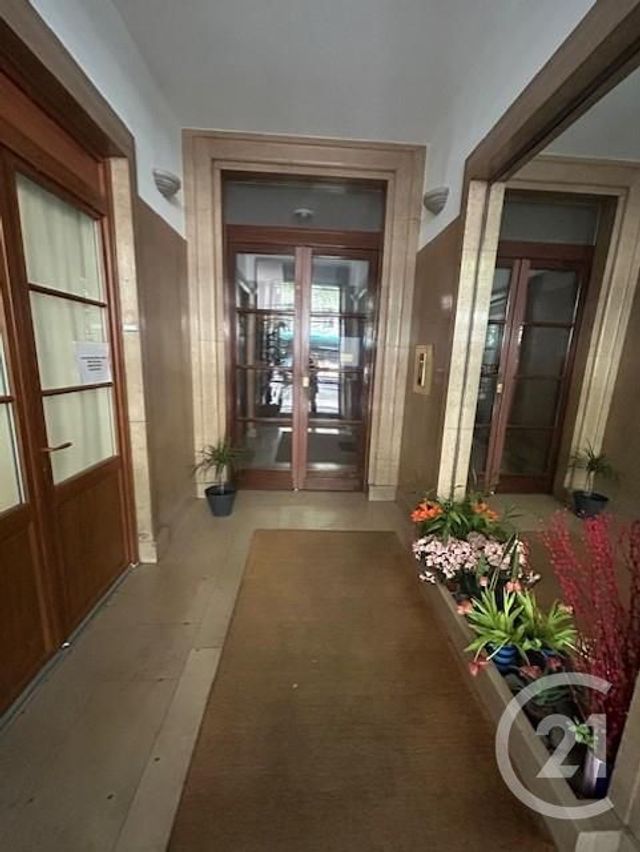 Appartement F2 &agrave; louer - 2 pi&egrave;ces - 39,88 m2 - Paris - 75015 - ILE-DE-FRANCE