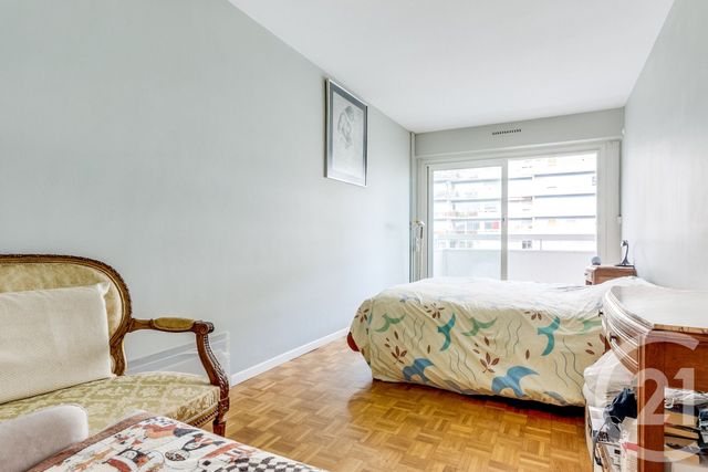 Appartement F5 à vendre - 5 pièces - 119,20 m2 - Paris - 75015 - ILE-DE-FRANCE