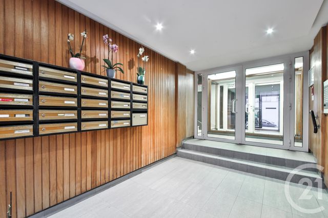 Appartement F1 à vendre - 1 pièce - 33 m2 - Paris - 75015 - ILE-DE-FRANCE