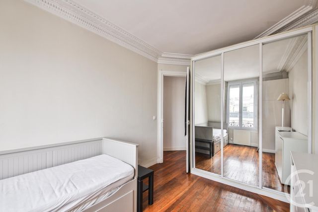 Appartement F4 à vendre - 4 pièces - 67,24 m2 - Paris - 75015 - ILE-DE-FRANCE