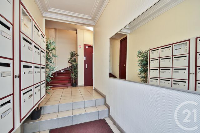 Appartement F4 à vendre - 4 pièces - 67,24 m2 - Paris - 75015 - ILE-DE-FRANCE