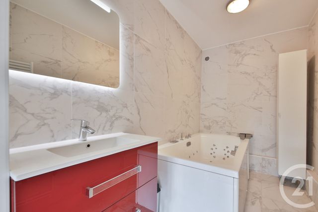 Afficher la photo en grand Appartement F3 à vendre - 3 pièces - 90 m2 - Paris - 75015 - ILE-DE-FRANCE