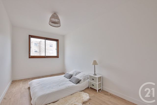 Appartement F4 à vendre - 4 pièces - 80,32 m2 - Paris - 75015 - ILE-DE-FRANCE