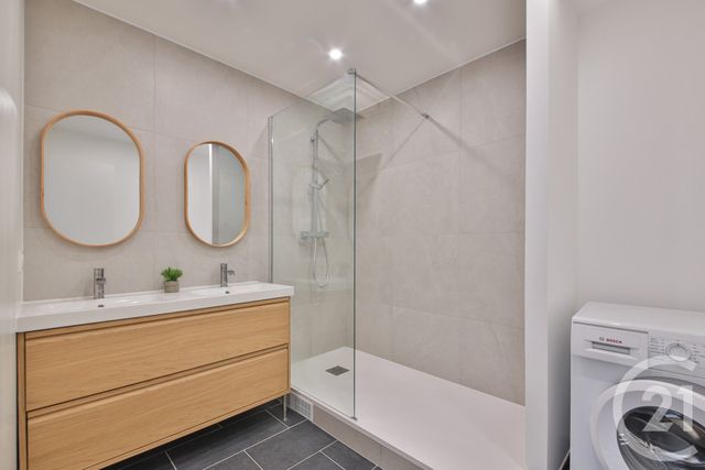 Appartement F4 à vendre - 4 pièces - 80,32 m2 - Paris - 75015 - ILE-DE-FRANCE