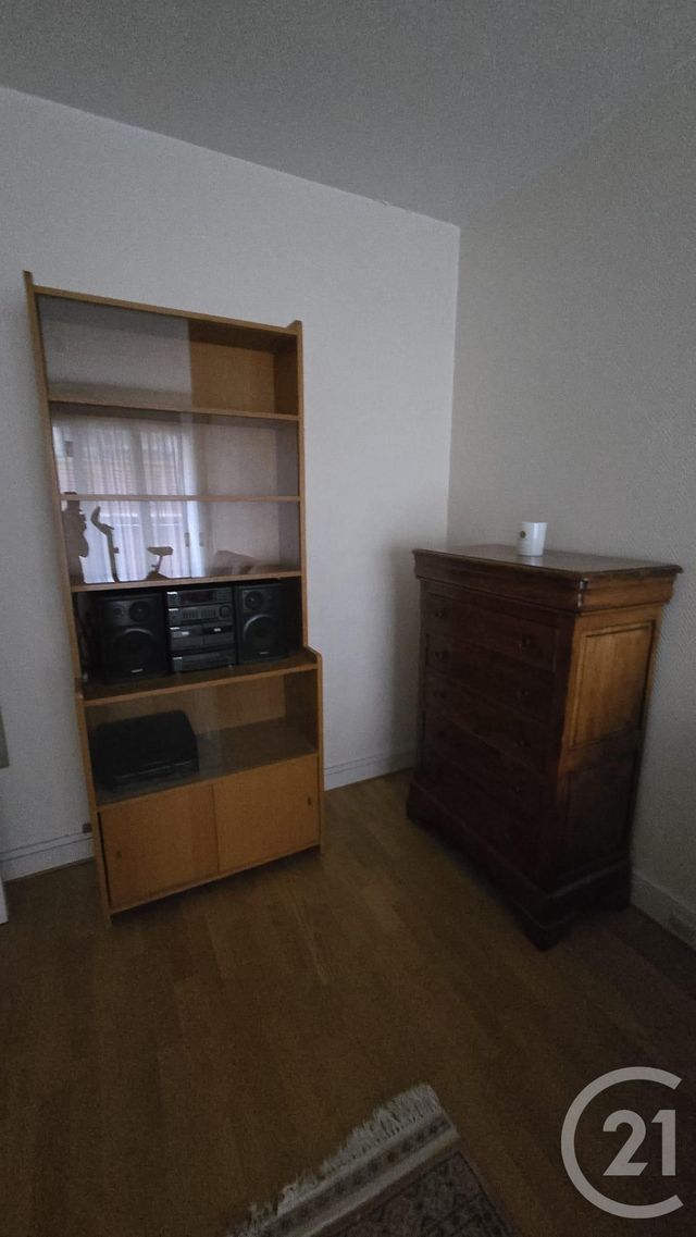 Appartement à louer - 4 pièces - 85,39 m2 - Paris - 75015 - ILE-DE-FRANCE