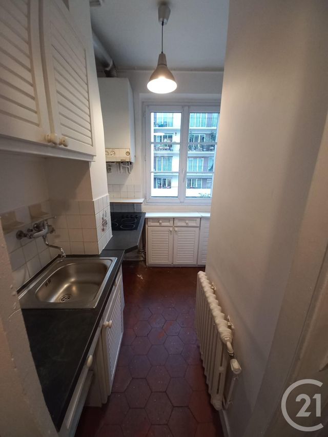 Appartement F2 &agrave; louer - 2 pi&egrave;ces - 46,52 m2 - Paris - 75015 - ILE-DE-FRANCE