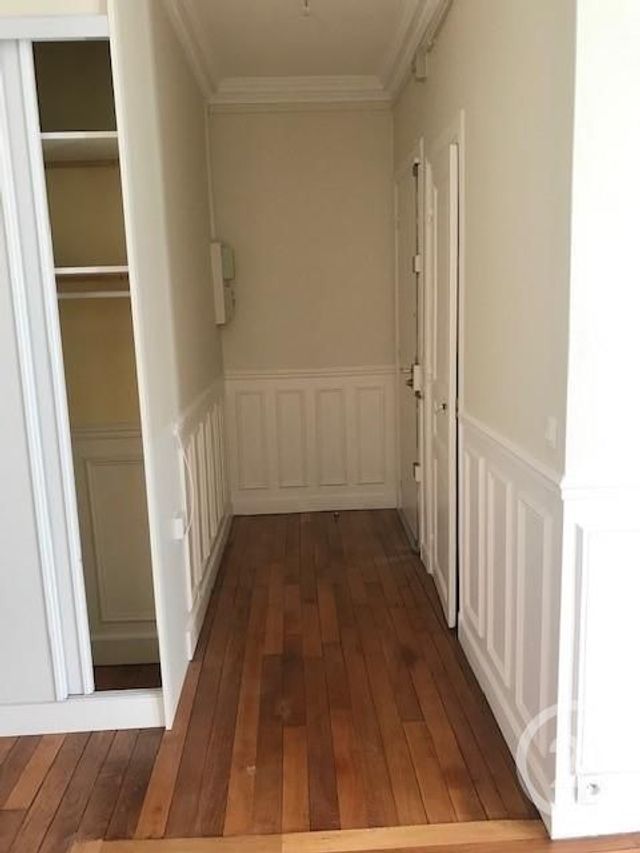 Appartement F3 &agrave; louer - 3 pi&egrave;ces - 55,96 m2 - Paris - 75015 - ILE-DE-FRANCE