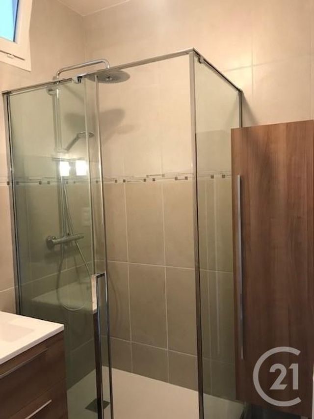 Appartement F3 &agrave; louer - 3 pi&egrave;ces - 55,96 m2 - Paris - 75015 - ILE-DE-FRANCE