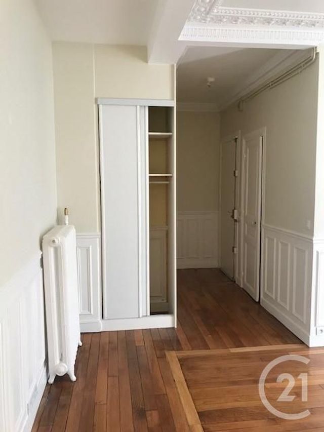 Appartement F3 &agrave; louer - 3 pi&egrave;ces - 55,96 m2 - Paris - 75015 - ILE-DE-FRANCE