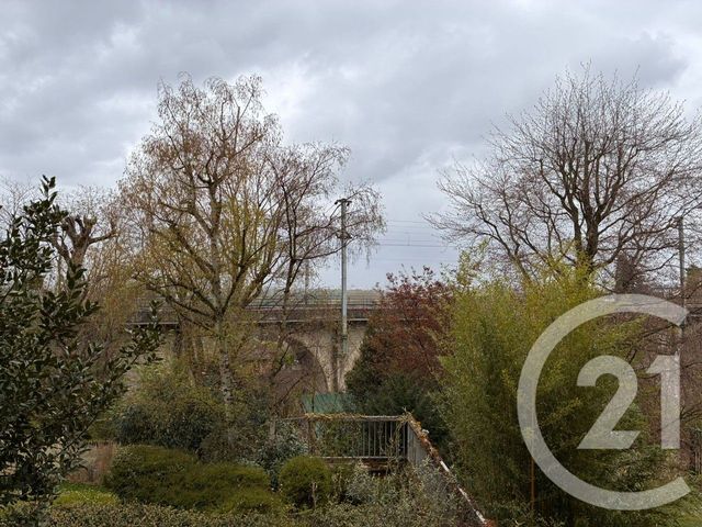 Appartement F4 &agrave; vendre - 4 pi&egrave;ces - 97,56 m2 - Suresnes - 92 - ILE-DE-FRANCE