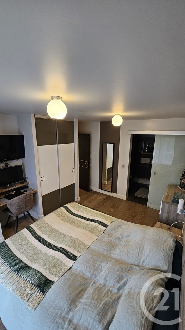 Appartement F4 &agrave; vendre - 4 pi&egrave;ces - 97,56 m2 - Suresnes - 92 - ILE-DE-FRANCE