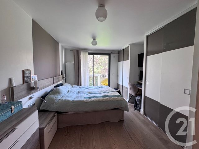 Appartement F4 &agrave; vendre - 4 pi&egrave;ces - 97,56 m2 - Suresnes - 92 - ILE-DE-FRANCE