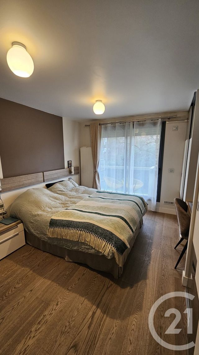 Appartement F4 &agrave; vendre - 4 pi&egrave;ces - 97,56 m2 - Suresnes - 92 - ILE-DE-FRANCE