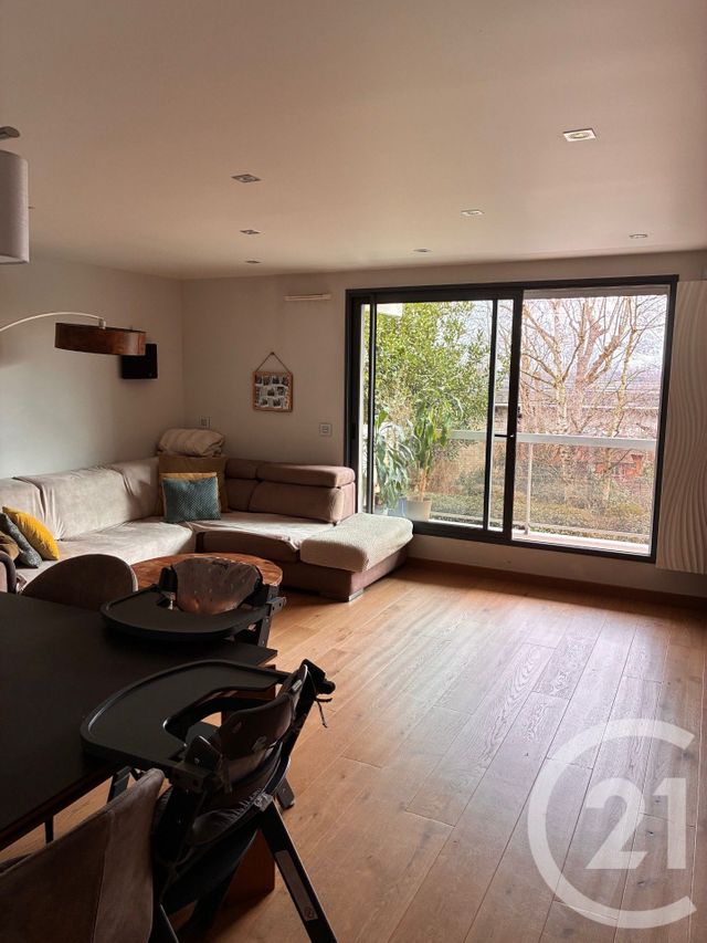 Appartement F4 &agrave; vendre - 4 pi&egrave;ces - 97,56 m2 - Suresnes - 92 - ILE-DE-FRANCE