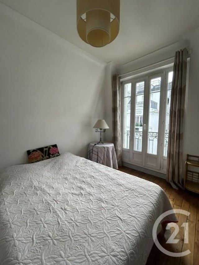 Appartement &agrave; louer - 3 pi&egrave;ces - 41,90 m2 - Paris - 75015 - ILE-DE-FRANCE