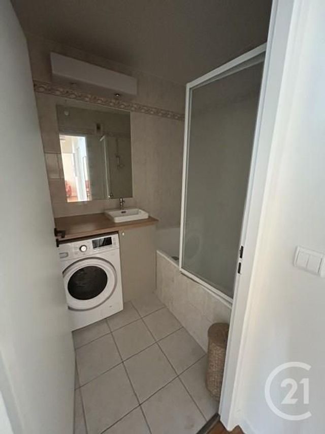 Appartement &agrave; louer - 3 pi&egrave;ces - 54,17 m2 - Paris - 75015 - ILE-DE-FRANCE