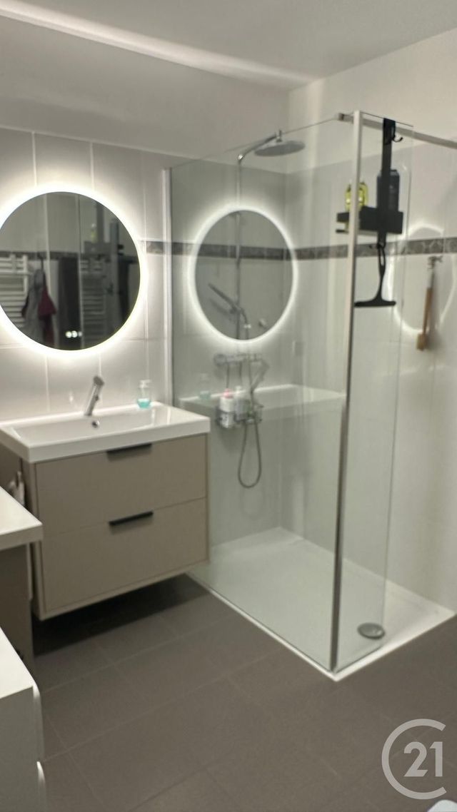 Appartement Studio &agrave; louer - 1 pi&egrave;ce - 31,10 m2 - Asnieres Sur Seine - 92 - ILE-DE-FRANCE